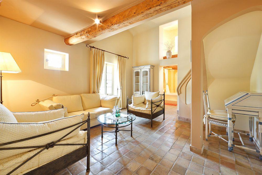 Chateau Les Crostes Hotel ลอร์เกส ภายนอก รูปภาพ
